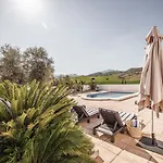 Cortijo Cantares By Rosas Cantares